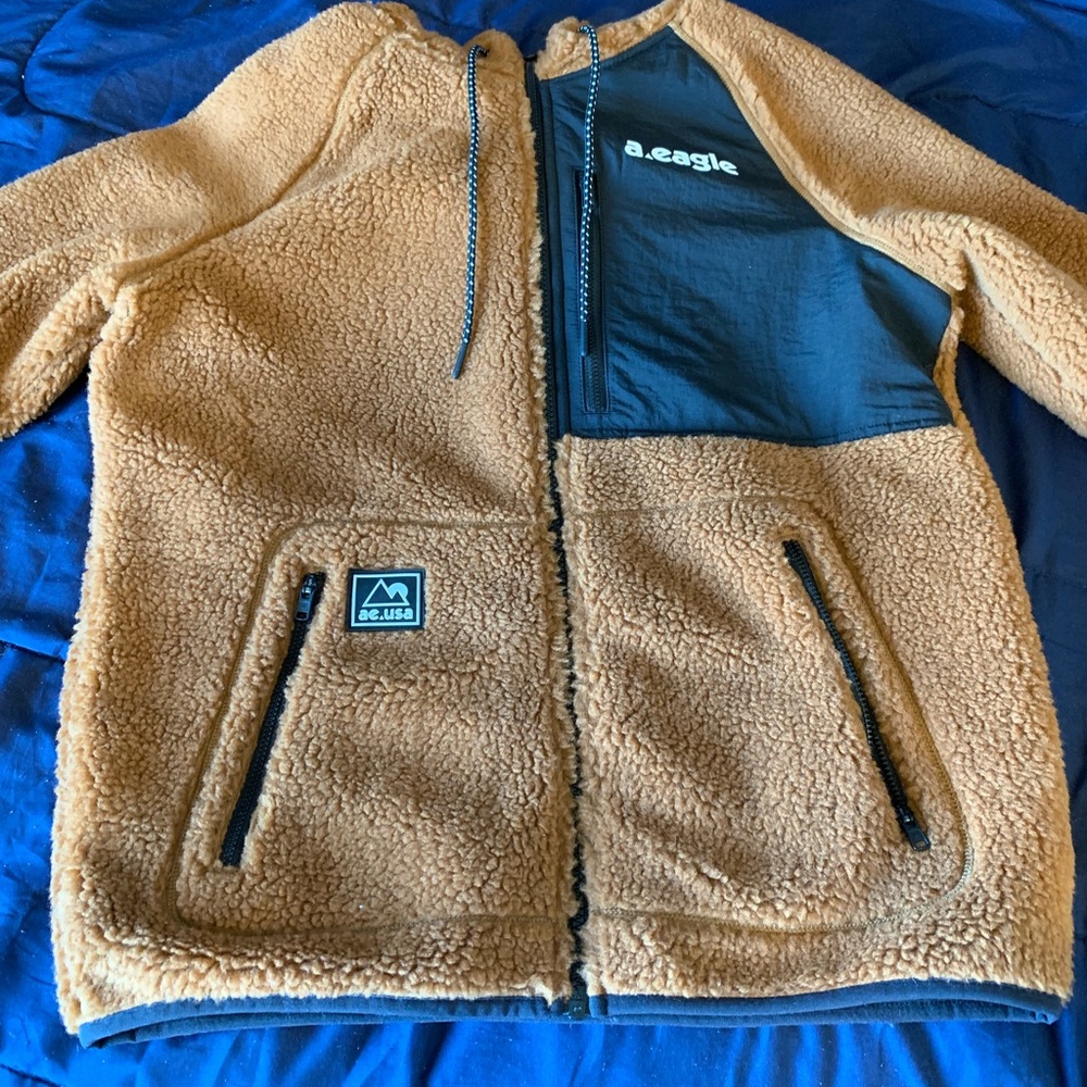 American Eagle fluffy jacket